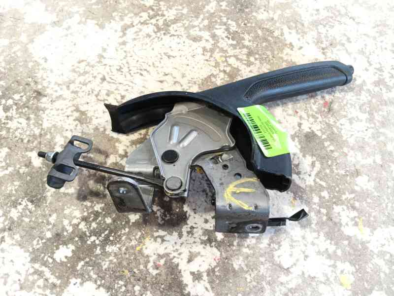 Recambio de palanca freno de mano para peugeot 108 1.0 vti 72 referencia OEM IAM B0008758ZD  
