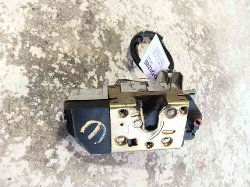 Recambio de cerradura puerta trasera izquierda para peugeot 307 sw (3h) 2.0 hdi 110 referencia OEM IAM 9137A0  