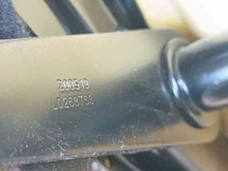 Recambio de asiento delantero izquierdo para peugeot 108 1.0 vti 72 referencia OEM IAM   