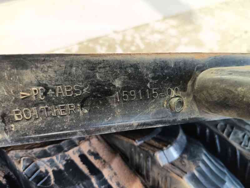 Recambio de piloto trasero izquierdo para renault scénic ii (jm0/1_) 1.5 dci (jm02, jm13) referencia OEM IAM 8200127704  
