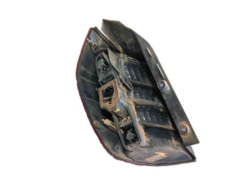 Recambio de piloto trasero derecho para renault scénic ii (jm0/1_) 1.5 dci (jm02, jm13) referencia OEM IAM 8200127702  