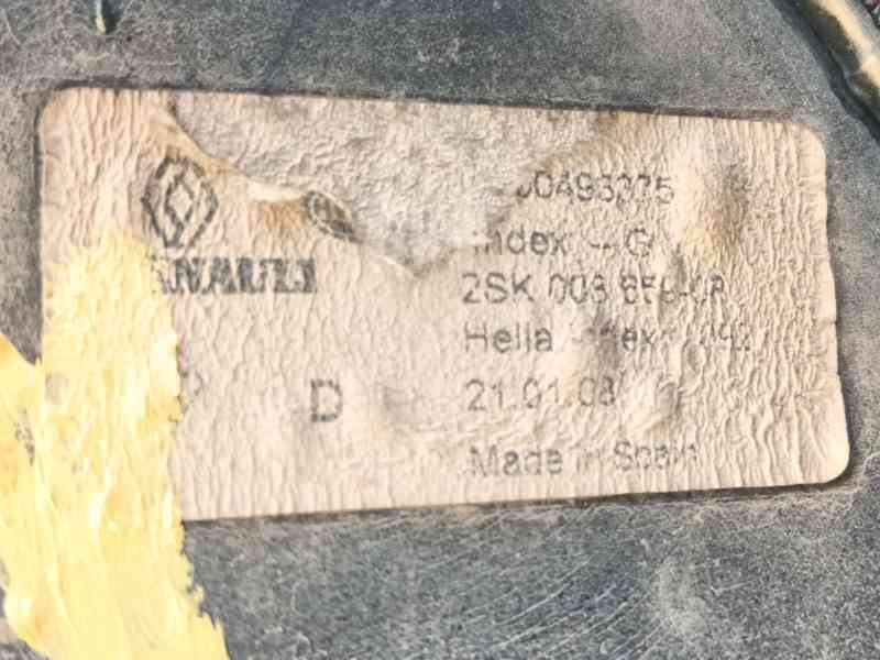 Recambio de piloto trasero derecho para renault scénic ii (jm0/1_) 1.5 dci (jm02, jm13) referencia OEM IAM 8200127702  