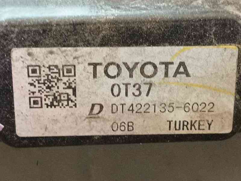 Recambio de radiador agua para toyota c-hr (_x1_) 1.8 hybrid (zyx10_, zyx11_) referencia OEM IAM 164000T371 DT4221356022 