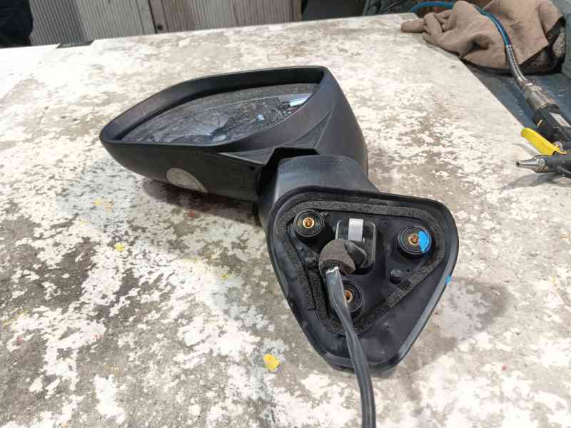 Recambio de espejo retrovisor izquierdo para toyota verso (_r2_) 2.0 d-4d (aur20_) referencia OEM IAM 879400F051  