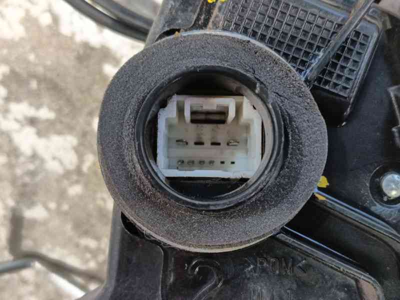Recambio de cerradura puerta delantera izquierda para toyota verso (_r2_) 2.0 d-4d (aur20_) referencia OEM IAM 6904002210  