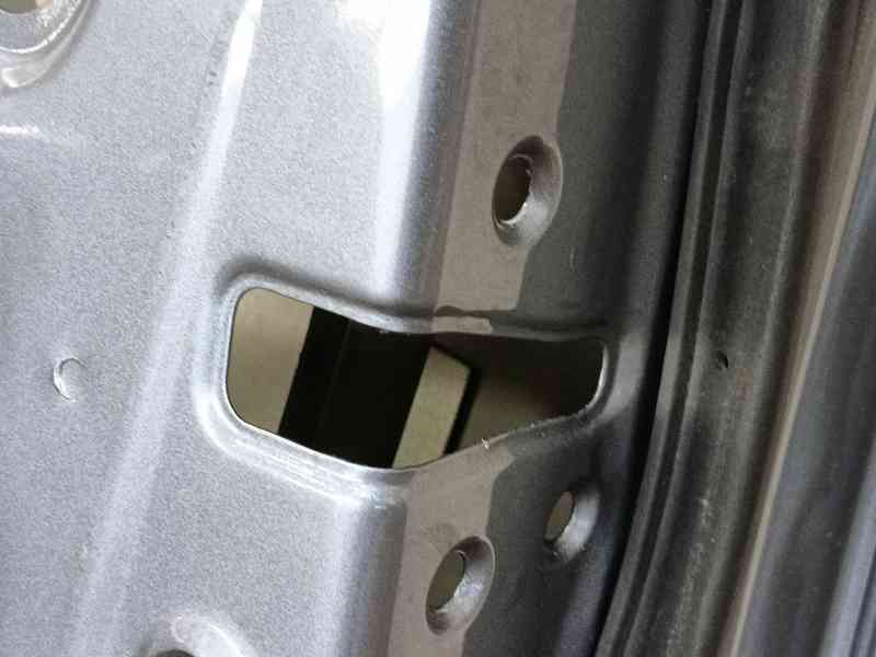 Recambio de puerta delantera derecha para toyota verso (_r2_) 2.0 d-4d (aur20_) referencia OEM IAM 670010F020  