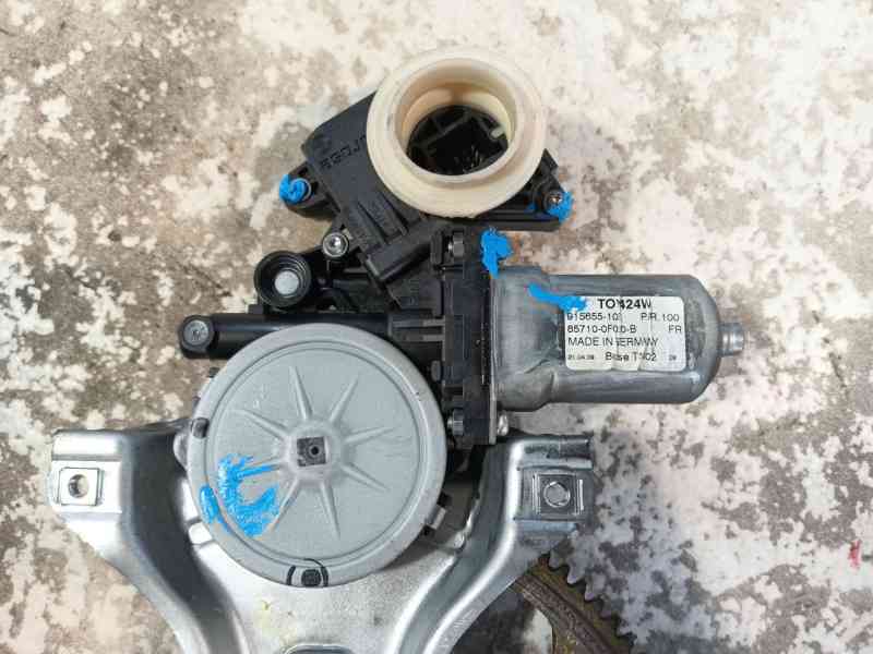 Recambio de elevalunas delantero derecho para toyota verso (_r2_) 2.0 d-4d (aur20_) referencia OEM IAM 698100F021  