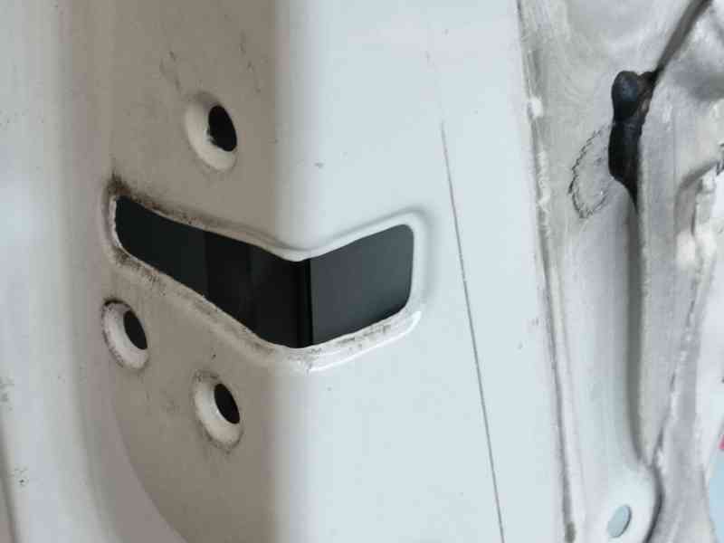 Recambio de puerta delantera izquierda para peugeot 108 1.0 vti 72 referencia OEM IAM 1687145380  