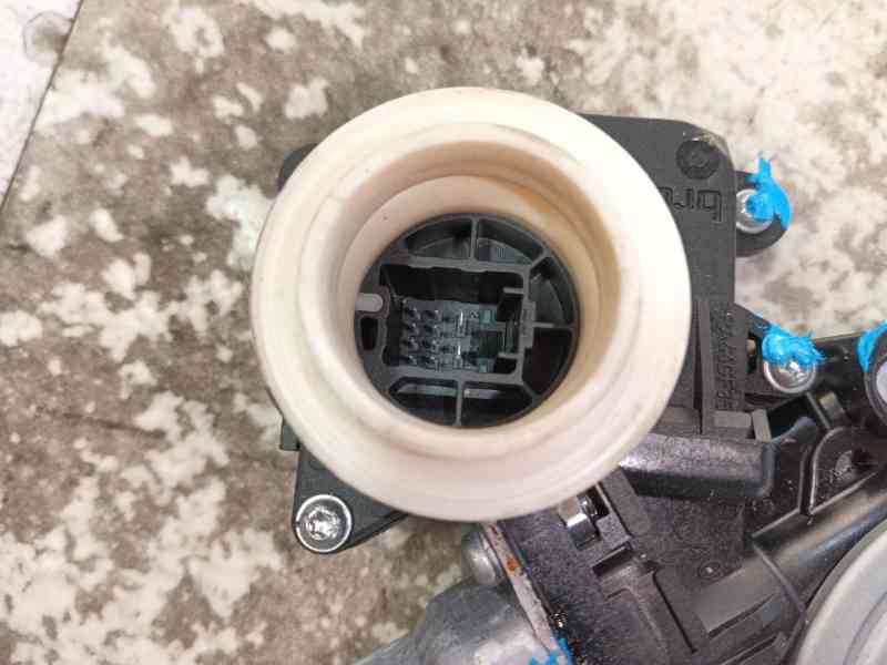 Recambio de elevalunas delantero izquierdo para toyota verso (_r2_) 2.0 d-4d (aur20_) referencia OEM IAM 698200F021  