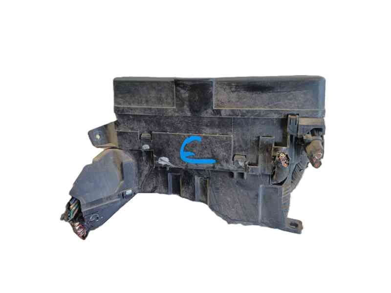 Recambio de caja fusibles delantera para toyota verso (_r2_) 2.0 d-4d (aur20_) referencia OEM IAM   
