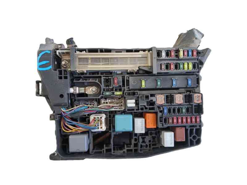 Recambio de caja fusibles delantera para toyota verso (_r2_) 2.0 d-4d (aur20_) referencia OEM IAM   