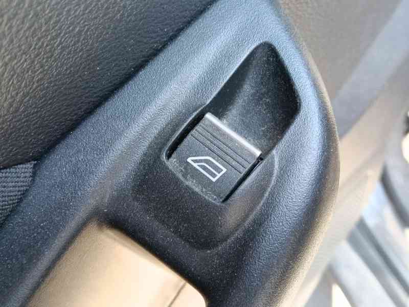 Recambio de mando elevalunas trasero izquierdo para ford focus iii 1.0 ecoboost referencia OEM IAM   