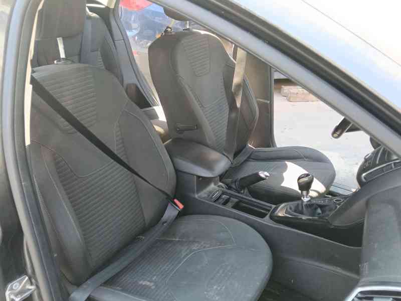 Recambio de cinturon seguridad delantero derecho para ford focus iii 1.0 ecoboost referencia OEM IAM   