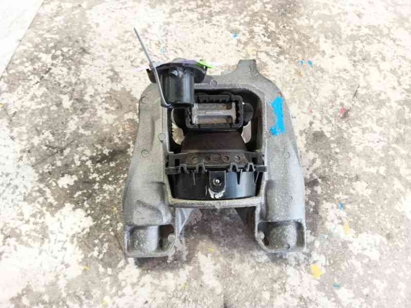 Recambio de soporte motor delantero derecho para ford fiesta vii (hj, hf) 1.5 tdci referencia OEM IAM   