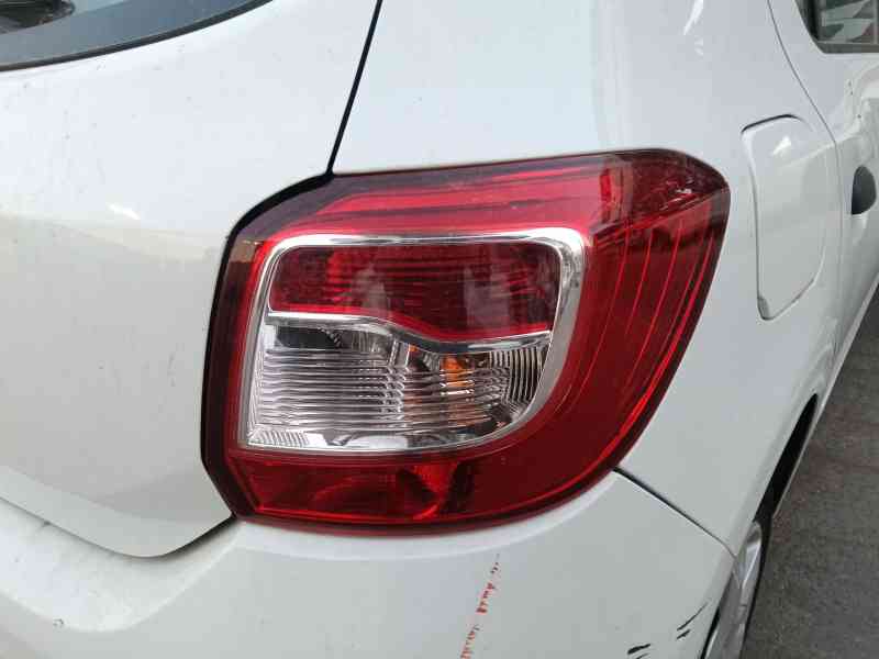 Recambio de piloto trasero derecho para dacia sandero ii (b8_) 1.2 referencia OEM IAM   