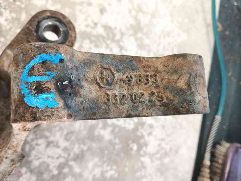 Recambio de mangueta delantera derecha para mercedes-benz vito autobús (w638) 114 2.3 (638.134, 638.194) referencia OEM IAM 6383