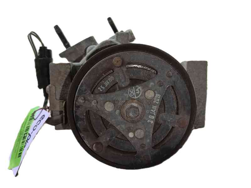 Recambio de compresor aire acondicionado para ford fiesta vii (hj, hf) 1.5 tdci referencia OEM IAM 2451790  