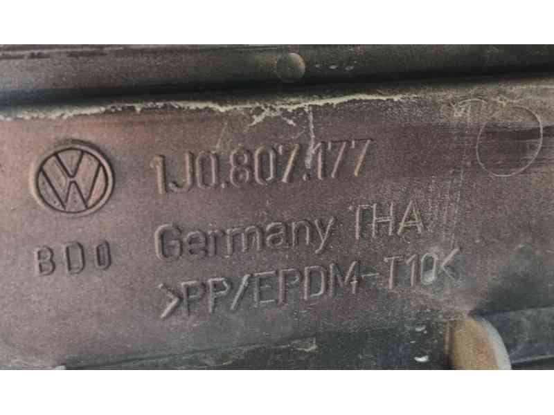 Recambio de paragolpes delantero para volkswagen golf iv (1j1) 1.9 tdi referencia OEM IAM 1J0807217CGRU  