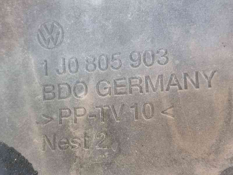 Recambio de paragolpes delantero para volkswagen golf iv (1j1) 1.9 tdi referencia OEM IAM 1J0807217CGRU  