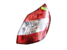 Recambio de piloto trasero derecho para renault scénic ii (jm0/1_) 1.6 (jm0c, jm0j, jm1b) referencia OEM IAM 8200127702  