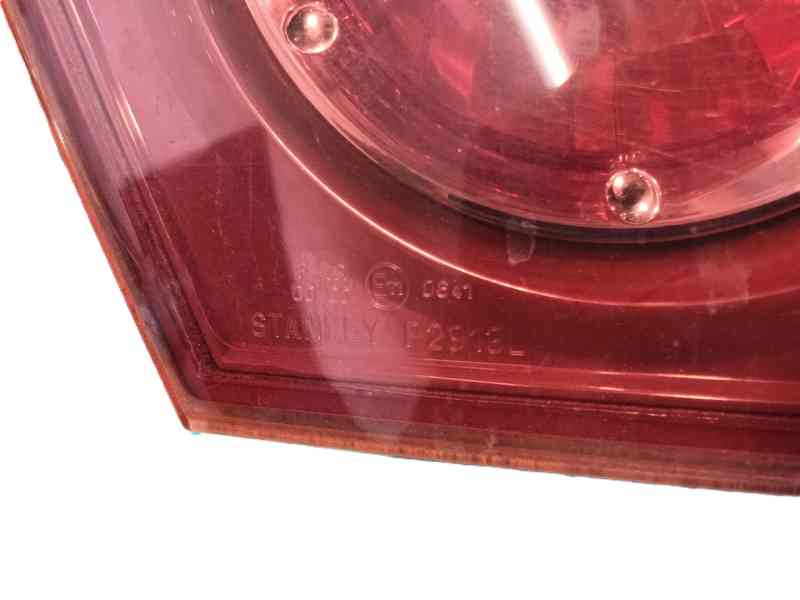 Recambio de piloto trasero izquierdo interior para mazda 3 (bk) 1.6 (bk14) referencia OEM IAM   