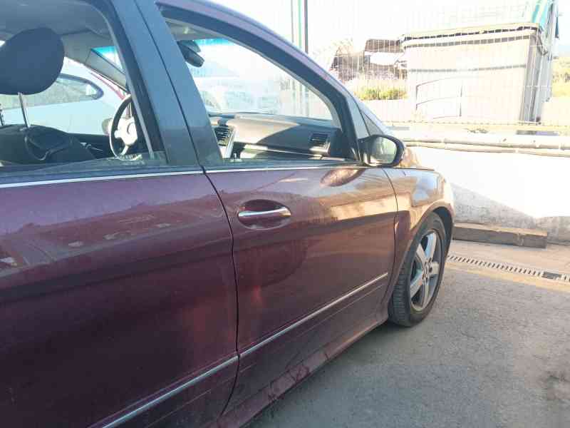Recambio de puerta delantera derecha para mercedes-benz clase b sports tourer (w245) b 200 cdi (245.208) referencia OEM IAM   