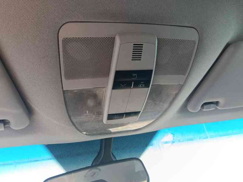 Recambio de luz interior delantera central para mercedes-benz clase b sports tourer (w245) b 200 cdi (245.208) referencia OEM IA