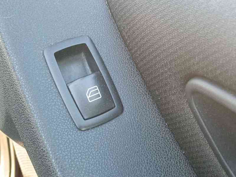 Recambio de mando elevalunas delantero derecho para mercedes-benz clase b sports tourer (w245) b 200 cdi (245.208) referencia OE