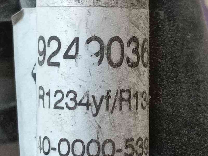 Recambio de tubos aire acondicionado para dacia sandero iii 1.0 tce 90 referencia OEM IAM 924403872R 924805740R 924903642R