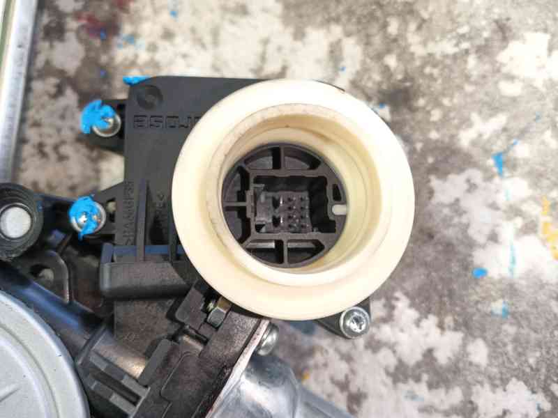 Recambio de elevalunas trasero izquierdo para toyota verso (_r2_) 2.0 d-4d (aur20_) referencia OEM IAM 698400F030  