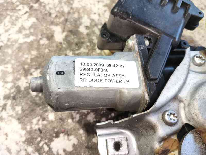 Recambio de elevalunas trasero izquierdo para toyota verso (_r2_) 2.0 d-4d (aur20_) referencia OEM IAM 698400F030  