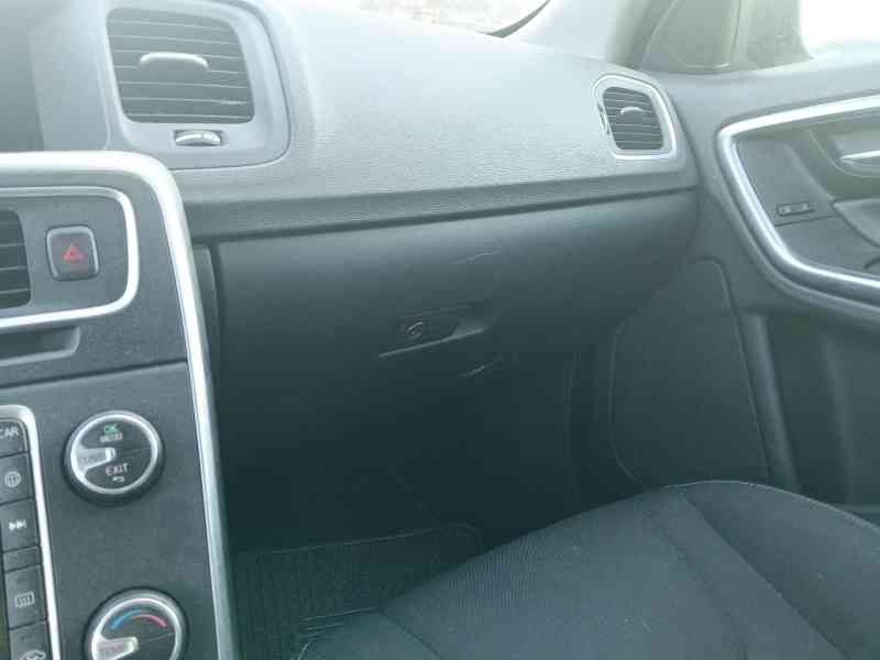 Recambio de guantera para volvo v60 i (155) d3 referencia OEM IAM   