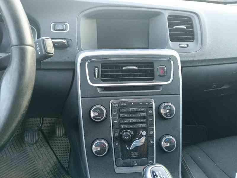 Recambio de sistema audio / radio cd para volvo v60 i (155) d3 referencia OEM IAM   