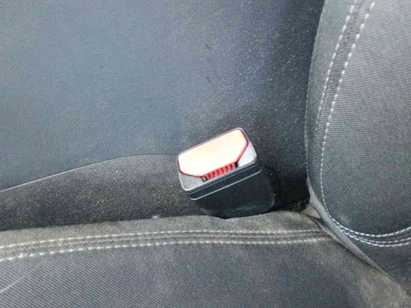 Recambio de enganche cinturon delantero izquierdo para volvo v60 i (155) d3 referencia OEM IAM   