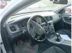 Recambio de salpicadero para volvo v60 i (155) d3 referencia OEM IAM   