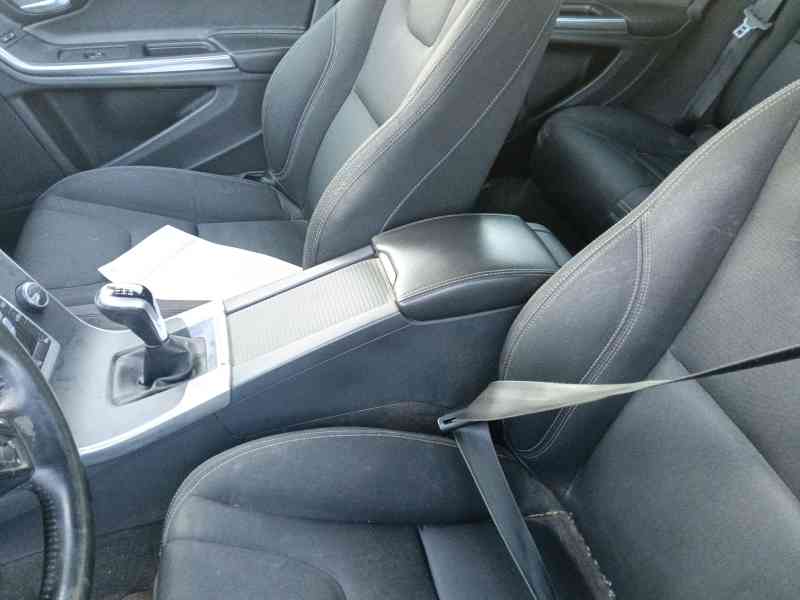 Recambio de apoyabrazos central para volvo v60 i (155) d3 referencia OEM IAM   