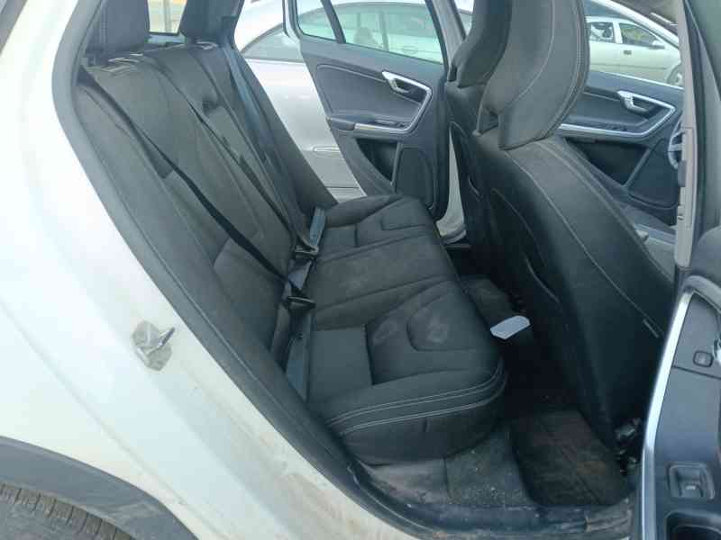 Recambio de asientos traseros para volvo v60 i (155) d3 referencia OEM IAM   