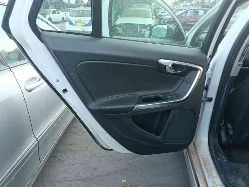 Recambio de guarnecido puerta trasera izquierda para volvo v60 i (155) d3 referencia OEM IAM   