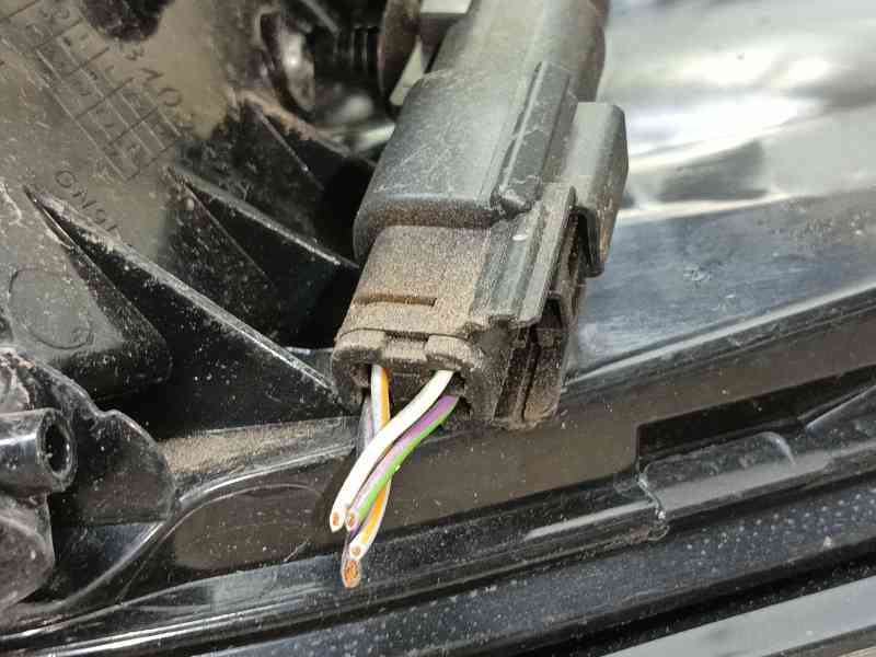 Recambio de piloto trasero derecho para ford puma (j2k, cf7) 1.0 ecoboost referencia OEM IAM 2579082  