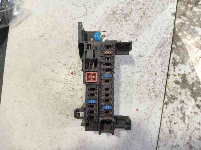 Recambio de caja reles / fusibles para mazda cx-5 (kf) 2.0 referencia OEM IAM   