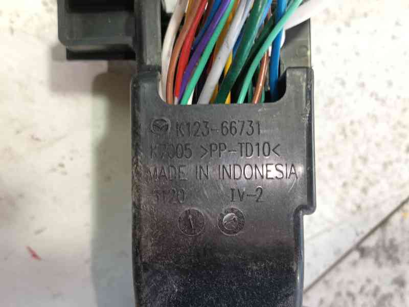 Recambio de caja reles / fusibles para mazda cx-5 (kf) 2.0 referencia OEM IAM   