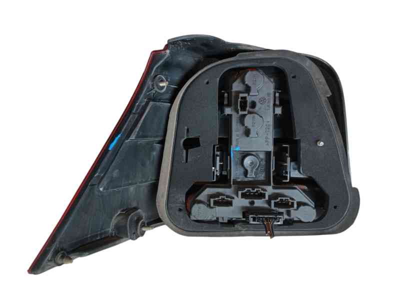 Recambio de piloto trasero derecho para volkswagen golf iv (1j1) 1.9 tdi referencia OEM IAM 1J6945096R / 1J6945096T  