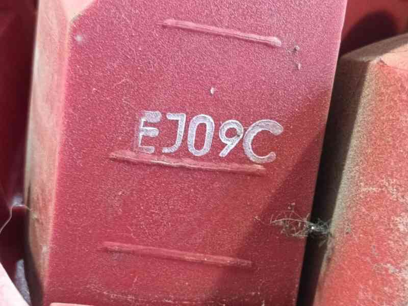 Recambio de piloto trasero izquierdo para chevrolet matiz (m200, m250) 0.8 referencia OEM IAM 42403114  