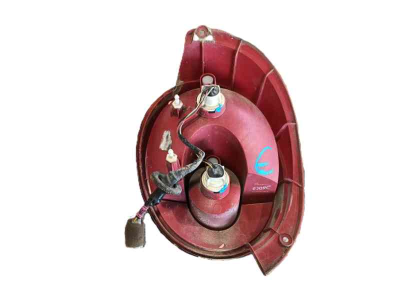 Recambio de piloto trasero derecho para chevrolet matiz (m200, m250) 0.8 referencia OEM IAM 42403115  