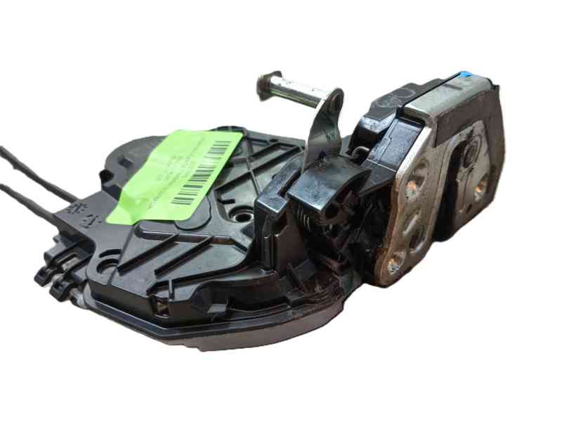 Recambio de cerradura puerta trasera izquierda para peugeot 108 1.0 vti 72 referencia OEM IAM B001174180  