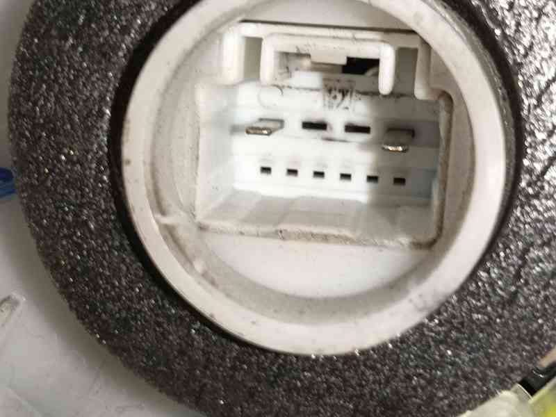 Recambio de cerradura puerta trasera izquierda para peugeot 108 1.0 vti 72 referencia OEM IAM B001174180  