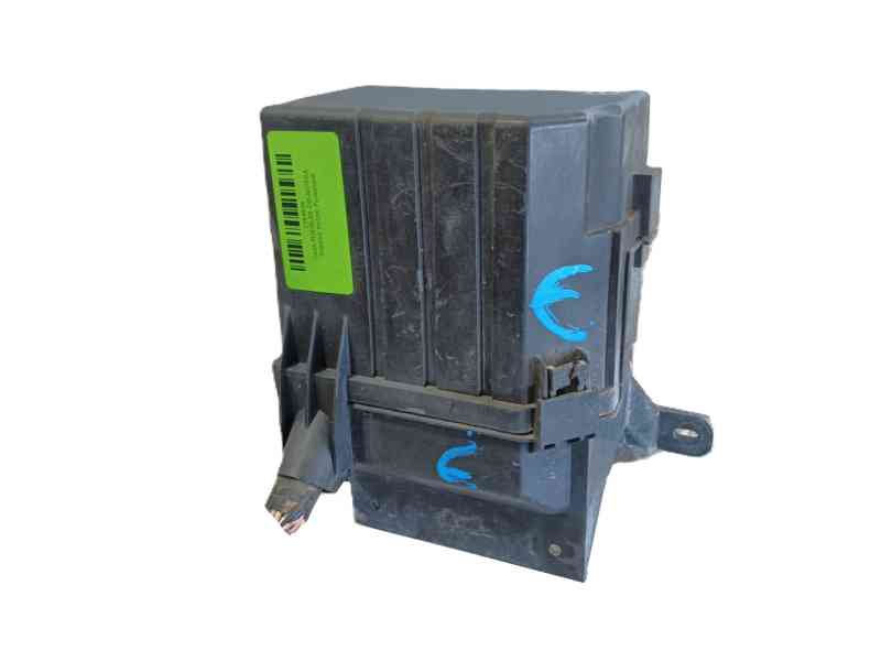 Recambio de caja fusibles delantera para nissan nv200 furgoneta 1.5 dci 85 (m20, m20m) referencia OEM IAM   