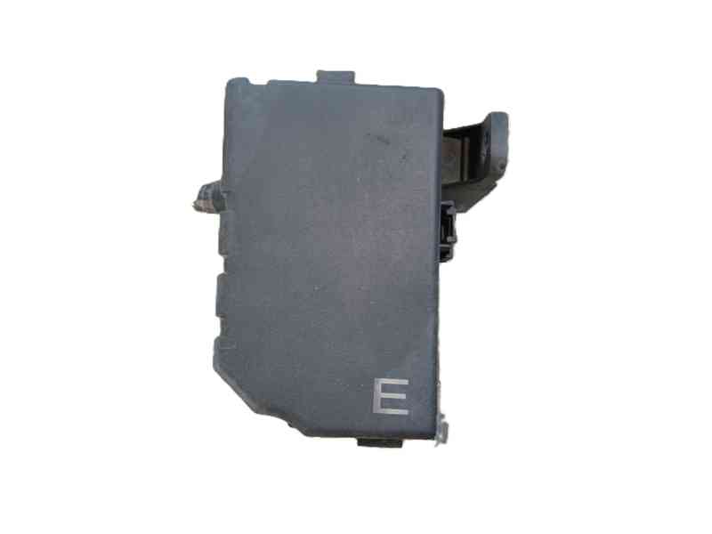 Recambio de caja fusibles delantera para nissan nv200 furgoneta 1.5 dci 85 (m20, m20m) referencia OEM IAM   