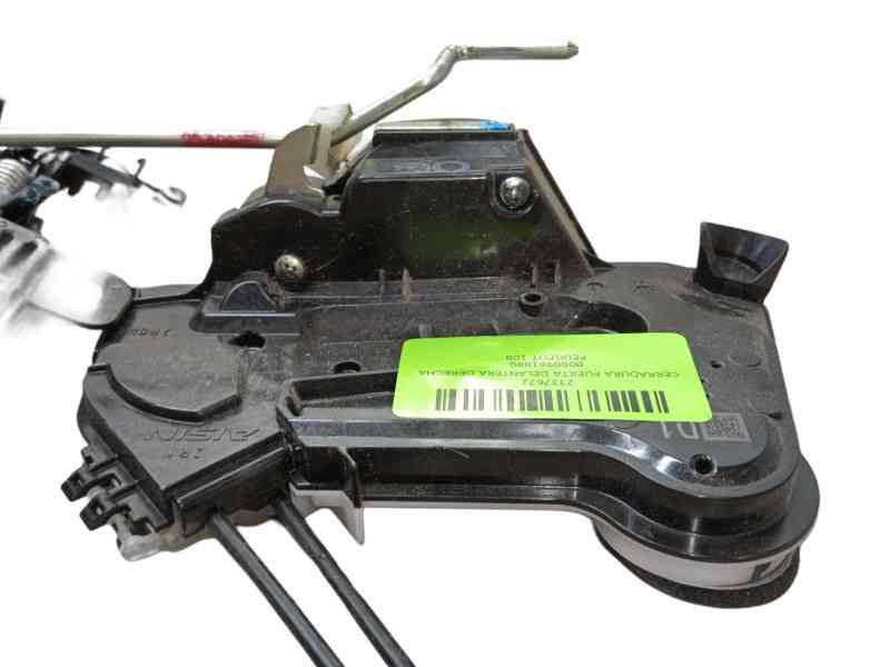 Recambio de cerradura puerta delantera derecha para peugeot 108 1.0 vti 72 referencia OEM IAM B000961880  