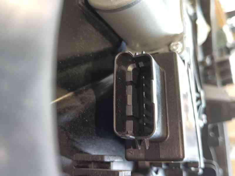 Recambio de elevalunas trasero derecho para kia cee´d (jd) 1.4 cvvt referencia OEM IAM   
